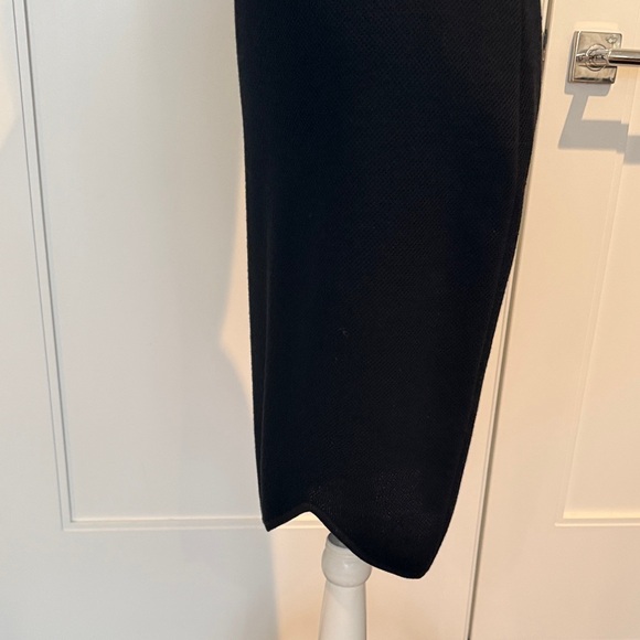 St John Elegant Knit Black Dress with Scalloped Edge - Picture 2 of 6